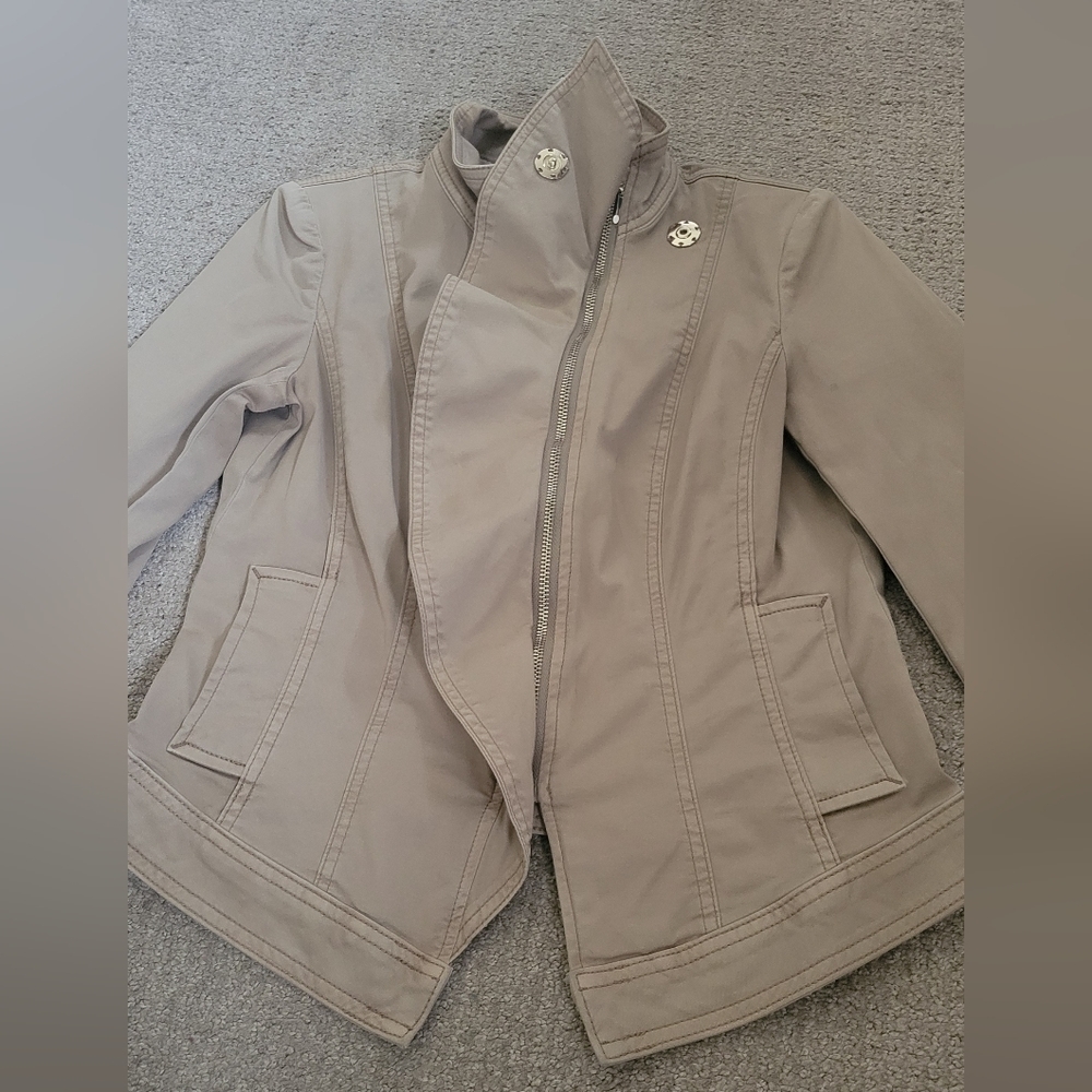 White House Black Market Fitted Ruffle Front Fashion Jacket - Picture 9 of 16